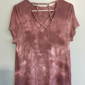 Cross neck tee